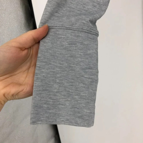 NWT Gapfit grey slit back long  sleeve lyocell lightweight activewear shirt - Picture 14 of 16